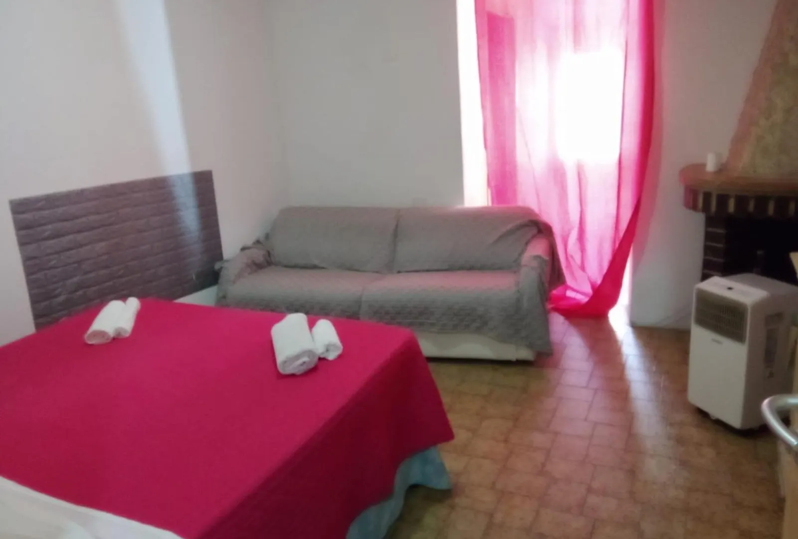 Smeralda Room'S Olbia Homestay